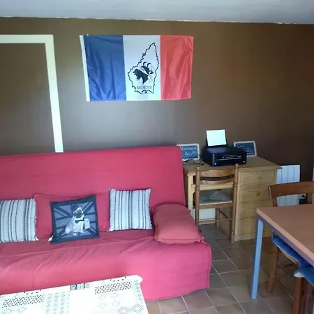 Apartment Les Genets : Chez Laurine Et Jeremy Accons